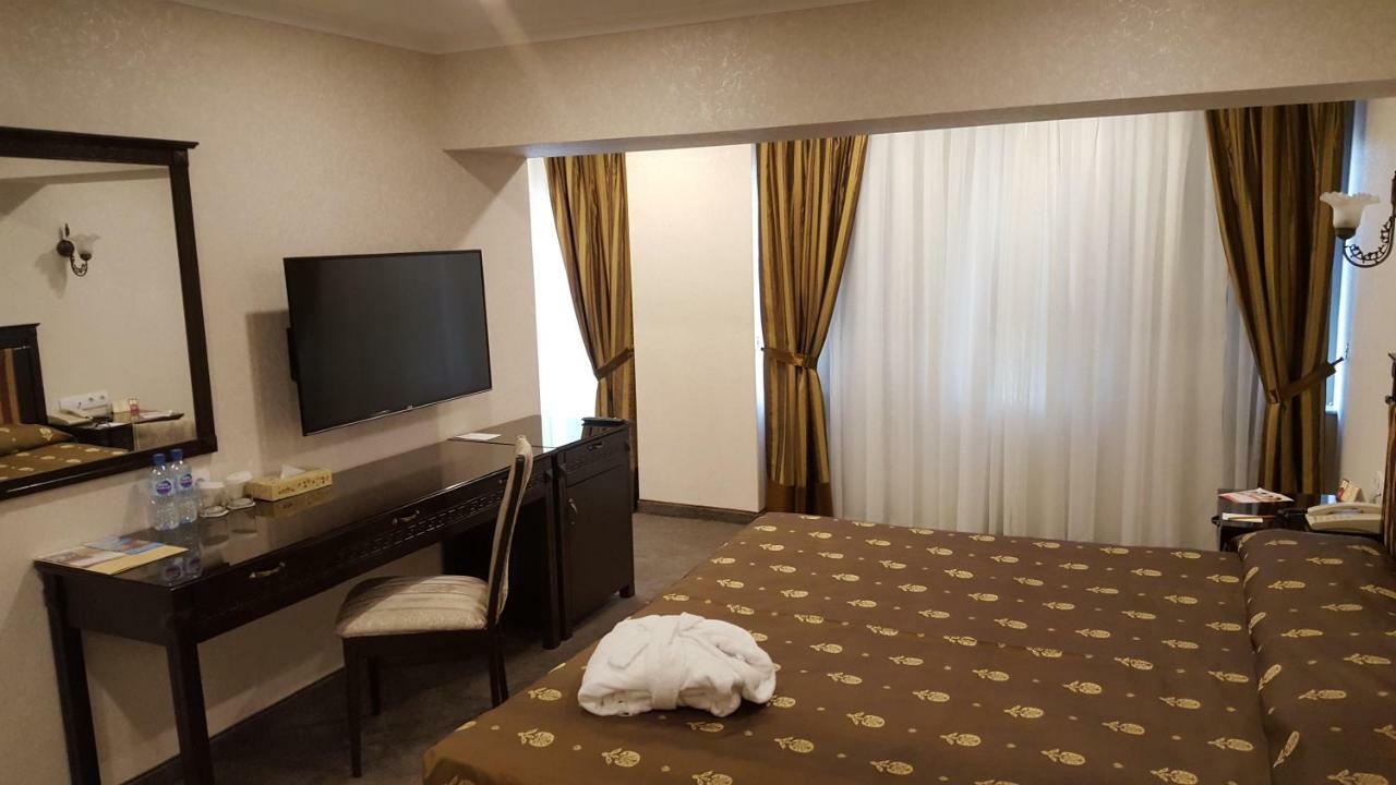 Grand Mir Hotel Tashkent Exterior foto